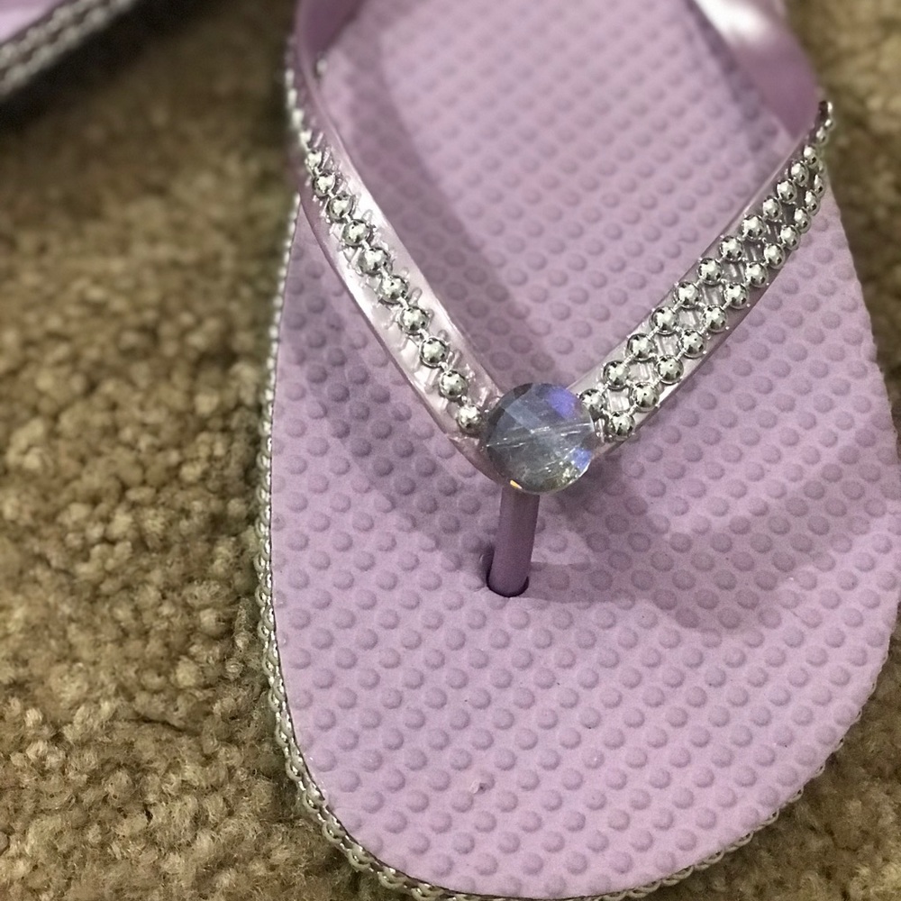 Fancy Flops - Picture 2 of 2